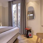 Sweet Hotel