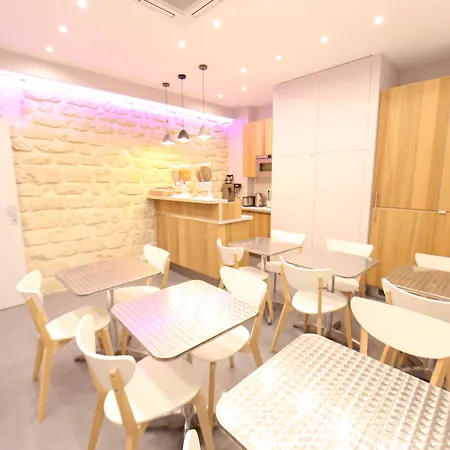 Hotel Sweet Paris