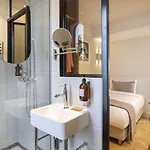 Sweet Hotel