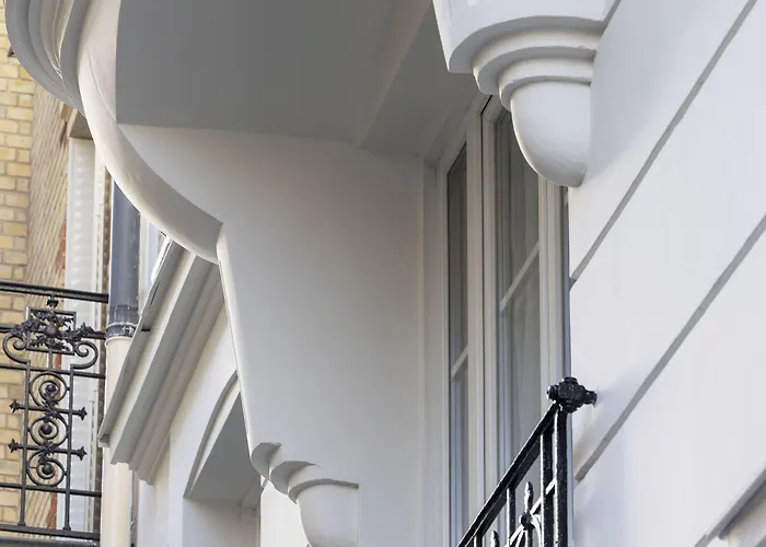 Отель Le Daum 3*